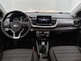 Kia Stonic 1.0 T-GDi MHEV DynamicPlusLine | LMV | Navigatie | Parkeer sensoren | Climate control | Bluetooth | Cruise control | DAB | Camera | Apple carplay