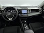 Toyota RAV4 2.5 Hybrid AWD Dynamic Limited | Navi | Trekhaak | Parkeersensoren V+A | Achterklep Elektrisch | Stoel-/Stuur-/Voorruitverwarming |