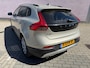 Volvo V40 Cross Country 1.5 T3 Polar+ Luxury | Lederen Bekleding | Panoramadak | Achteruitrijcamera | Parkeersensoren | BLIS | Cruise Control Adaptief | LED Koplampen Adaptief | Harman Kardon Audio | Stoelverwarming