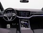 Volkswagen Touareg 3.0 TSi eHybrid 4MOTION R Edition 462PK Aut. matrix led, trekhaak, panoramadak, 360gr. camera, leder, luchtvering, keyless, stuur-stoelverwarming, Dynaudio, head-up display, 22" lichtmetaal