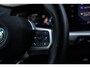 BMW X1 xDrive25e | M-Pakket | Curved Display | Sportstoelen | Camera | DAB | Apple Carplay/Android Auto | Ele. kofferdeksel | BMW LED |