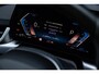 BMW X1 xDrive25e | M-Pakket | Curved Display | Sportstoelen | Camera | DAB | Apple Carplay/Android Auto | Ele. kofferdeksel | BMW LED |