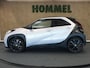 Toyota Aygo X 1.0 VVT-i MT JBL - ORIGINEEL NEDERLANDSE AUTO - AFKOMSTIG VAN 1E EIGENAAR - NAVIGATIE - JBL AUDIO - VOORSTOELEN VERWARMD - CAMERA - ADAPTIEVE CRUISE CONTROL - TWO TONE LAK - DONKER GETINTE RAMEN ACHTER - PARKEERSENSOREN VOOR/ ACHTER - MISTLAMPEN VOOR - CLIMATE CONTROL