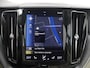 Volvo XC60 2.0 B5 Momentum Exclusive | Panoramadak | Elektrisch verstelbare Comfortstoelen + Geheugen | Navigatie | 360 Camera | DAB | Apple CarPlay/Android Auto | LED | Adaptieve Cruise Control | Ele. kofferdeksel | Harman/Kardon | Ele.wegklapbare trekhaak |