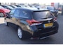 Toyota Auris Touring Sports 1.8 Hybrid Executive NL-AUTO DEALERONDERHOUDEN NAVI STOELVERW. P-SENSOREN CLIMA CAMERA CRUISE BLUETOOTH KEYLESS
