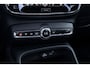 Volvo XC40 2.0 B3 Ultimate Dark | Pano | Harman/Kardon | 360 camera | Leer | Cruise adaptief | Elektrisch verstelb. bestuurdersstoel met geheugen | Apple Carplay/Android Auto | Achteruitrijcamera | Apple Carplay/Android Auto|telefoonintegratie premium | Audio installatie premium