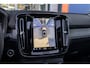 Volvo XC40 2.0 B3 Ultimate Dark | Pano | Harman/Kardon | 360 camera | Leer | Cruise adaptief | Elektrisch verstelb. bestuurdersstoel met geheugen | Apple Carplay/Android Auto | Achteruitrijcamera | Apple Carplay/Android Auto|telefoonintegratie premium | Audio installatie premium