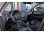 Volvo XC40 2.0 B3 Ultimate Dark | Pano | Harman/Kardon | 360 camera | Leer | Cruise adaptief | Elektrisch verstelb. bestuurdersstoel met geheugen | Apple Carplay/Android Auto | Achteruitrijcamera | Apple Carplay/Android Auto|telefoonintegratie premium | Audio installatie premium