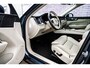 Volvo XC60 2.0 T8 Twin Engine AWD Inscription | Harman/Kardon | Power Seats | Stoelverwarming | BLIS | Volvo On Call | Sensoren voor + achter | 360 graden camera |