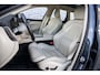 Volvo XC60 2.0 T8 Twin Engine AWD Inscription | Harman/Kardon | Power Seats | Stoelverwarming | BLIS | Volvo On Call | Sensoren voor + achter | 360 graden camera |