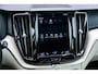 Volvo XC60 2.0 T8 Twin Engine AWD Inscription | Harman/Kardon | Power Seats | Stoelverwarming | BLIS | Volvo On Call | Sensoren voor + achter | 360 graden camera |