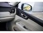 Volvo XC60 2.0 T8 Twin Engine AWD Inscription | Harman/Kardon | Power Seats | Stoelverwarming | BLIS | Volvo On Call | Sensoren voor + achter | 360 graden camera |