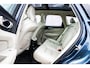 Volvo XC60 2.0 T8 Twin Engine AWD Inscription | Harman/Kardon | Power Seats | Stoelverwarming | BLIS | Volvo On Call | Sensoren voor + achter | 360 graden camera |