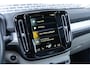 Volvo XC40 T5 Recharge R-Design | Navigatie | Stoel-/Stuurverwarming | Dodehoekdetectie | Panoramadak | Adaptieve Cruise Control | High Performance Audio | Camera | LED Koplampen | Park Assist | Volvo On Call | 19" LM