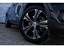 Volvo XC40 T5 Recharge R-Design | Navigatie | Stoel-/Stuurverwarming | Dodehoekdetectie | Panoramadak | Adaptieve Cruise Control | High Performance Audio | Camera | LED Koplampen | Park Assist | Volvo On Call | 19" LM