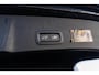 Volvo XC40 T5 Recharge R-Design | Navigatie | Stoel-/Stuurverwarming | Dodehoekdetectie | Panoramadak | Adaptieve Cruise Control | High Performance Audio | Camera | LED Koplampen | Park Assist | Volvo On Call | 19" LM
