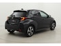 Toyota Yaris 1.5 Hybrid 115 Dynamic | €3.000,- Korting | Apple Carplay / Android Auto | Dodehoek detectie | Parkeersensoren voor/achter | Stoel-/stuurverwarming | Adaptive Cruise | Clima | Keyless | Camera | 16 inch