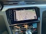 Volkswagen Passat Variant 1.4 TSI PHEV GTE Business AUT. | navigatie | trekhaak | leder/alcantara | elektr. a. klep | stoel/stuurverwarming