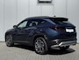 Hyundai Tucson 1.6 T-GDI HEV Comfort Smart Automaat / 3-zone airco / Stoel en Stuur verwarming / 19" LM / Navigatie / Head up Display /