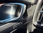 Volvo XC40 1.5 T5 Recharge Inscription | Plug-in Hybrid (PHEV) | Trekhaak | Harman Kardon Audio | 360 Graden Camera | Elektrisch Verstelbare Voorstoelen | Panoramadak | LED Koplampen Adaptief | Keyless Entry | Apple Carplay | Android Auto