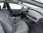 Toyota Prius 2.0 Plug-in Executive | Panoramadak | Dodehoek detectie | Stoel-/stuurverwarming | Apple Carplay / Android Auto | 19 inch | Full LED | Parkeersensoren voor/achter | Digitale binnenspiegel | Keyless
