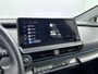 Toyota Prius 2.0 Plug-in Executive | Panoramadak | Dodehoek detectie | Stoel-/stuurverwarming | Apple Carplay / Android Auto | 19 inch | Full LED | Parkeersensoren voor/achter | Digitale binnenspiegel | Keyless