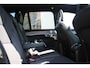 Volvo XC90 T8 Plug-in hybrid AWD Ultra Dark | 22" Velgen | Gelaagde Ruiten Rondom | Panoramisch Schuif-/Kanteldak | Wegklapbare Trekhaak | Luchtvering | Verwarmbare voorstoelen met massagefunctie en ventilatie | Bowers & Wilkins High End Audio | Head-up display | 360 Camera |