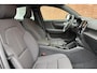 Volvo EC40 Single Motor Extended Range Plus 82 kWh Panoramadak | Adaptieve cruise control | Premium audio by Harman Kardon | Verwarmbare voorstoelen&stuurwiel | 360 graden camera | Keyless | Warmtepomp | Apple carplay/Android auto
