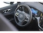 Volvo XC60 T6 Plug-in hybrid AWD Plus Dark | Panoramisch Schuif-/Kanteldak | Adaptive Cruise & Pilot Assist | Verwarmbare voorstoelen + achterbank | 360 Camera | Apple carplay/Android auto | Verwarmbaar stuurwiel | Wegklapbare Trekhaak |