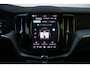 Volvo XC60 T6 Plug-in hybrid AWD Plus Dark | Panoramisch Schuif-/Kanteldak | Adaptive Cruise & Pilot Assist | Verwarmbare voorstoelen + achterbank | 360 Camera | Apple carplay/Android auto | Verwarmbaar stuurwiel | Wegklapbare Trekhaak |