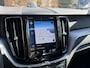 Volvo XC60 2.0 T8 Twin Engine AWD Momentum Pro Bowers & Wilkins - Panoramadak - Trekhaak