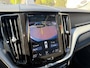 Volvo XC60 2.0 T8 Twin Engine AWD Momentum Pro Bowers & Wilkins - Panoramadak - Trekhaak