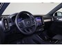Volvo XC40 B3 Plus Black Edition - Panorama/schuifdak - IntelliSafe Assist & Surround - 360º Camera - Harman/Kardon audio - Verwarmde voorstoelen & stuur - Parkeersensoren voor & achter - Elektr. bedienb. voorstoelen met geheugen links - Draadloze tel. lader - Extra getint glas - 20' LMV
