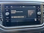 Volkswagen T-Roc 1.0 TSI Style Navigatiesysteem | Achteruitrijcamera | 17 inch velgen | Climate control | Cruise control adaptief | Afwijkende dakkleur | DAB ontvanger | Apple Carplay/Android Auto | Getint glas | Parkeersensoren voor en achter