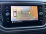 Volkswagen T-Roc 1.0 TSI Style Navigatiesysteem | Achteruitrijcamera | 17 inch velgen | Climate control | Cruise control adaptief | Afwijkende dakkleur | DAB ontvanger | Apple Carplay/Android Auto | Getint glas | Parkeersensoren voor en achter