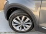 Volkswagen T-Roc 1.0 TSI Style Navigatiesysteem | Achteruitrijcamera | 17 inch velgen | Climate control | Cruise control adaptief | Afwijkende dakkleur | DAB ontvanger | Apple Carplay/Android Auto | Getint glas | Parkeersensoren voor en achter