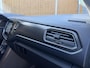 Volkswagen T-Roc 1.0 TSI Style Navigatiesysteem | Achteruitrijcamera | 17 inch velgen | Climate control | Cruise control adaptief | Afwijkende dakkleur | DAB ontvanger | Apple Carplay/Android Auto | Getint glas | Parkeersensoren voor en achter