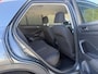 Volkswagen T-Roc 1.0 TSI Style Navigatiesysteem | Achteruitrijcamera | 17 inch velgen | Climate control | Cruise control adaptief | Afwijkende dakkleur | DAB ontvanger | Apple Carplay/Android Auto | Getint glas | Parkeersensoren voor en achter