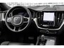Volvo XC60 2.0 T8 Plug-in Hybrid AWD R-Design | Long Range | Luchtvering | Trekhaak | Bowers & Wilkins Audio | Lichtmetalen Velgen 22 inch | LED Koplampen Adaptief | Panorama dak | 360 Graden Camera | Head-up Display |