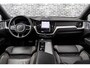 Volvo XC60 2.0 T8 Plug-in Hybrid AWD R-Design | Long Range | Luchtvering | Trekhaak | Bowers & Wilkins Audio | Lichtmetalen Velgen 22 inch | LED Koplampen Adaptief | Panorama dak | 360 Graden Camera | Head-up Display |