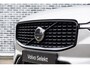 Volvo XC60 2.0 T8 Plug-in Hybrid AWD R-Design | Long Range | Luchtvering | Trekhaak | Bowers & Wilkins Audio | Lichtmetalen Velgen 22 inch | LED Koplampen Adaptief | Panorama dak | 360 Graden Camera | Head-up Display |