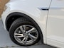 Volkswagen T-Roc 1.5 TSI R-Line Business+ Automaat | Stoelverwarming | Climate control | Cruise control adaptief | Virtual cockpit | LED koplampen | Apple CarPlay/Android Auto | Parkeersensoren voor en achter | Achteruitrijcamera
