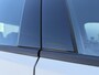 Volkswagen T-Roc 1.5 TSI R-Line Business+ Automaat | Stoelverwarming | Climate control | Cruise control adaptief | Virtual cockpit | LED koplampen | Apple CarPlay/Android Auto | Parkeersensoren voor en achter | Achteruitrijcamera