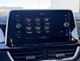 Volkswagen T-Roc 1.5 TSI R-Line Business+ Automaat | Stoelverwarming | Climate control | Cruise control adaptief | Virtual cockpit | LED koplampen | Apple CarPlay/Android Auto | Parkeersensoren voor en achter | Achteruitrijcamera