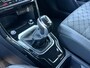 Volkswagen T-Roc 1.5 TSI R-Line Business+ Automaat | Stoelverwarming | Climate control | Cruise control adaptief | Virtual cockpit | LED koplampen | Apple CarPlay/Android Auto | Parkeersensoren voor en achter | Achteruitrijcamera