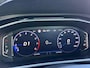 Volkswagen T-Roc 1.5 TSI R-Line Business+ Automaat | Stoelverwarming | Climate control | Cruise control adaptief | Virtual cockpit | LED koplampen | Apple CarPlay/Android Auto | Parkeersensoren voor en achter | Achteruitrijcamera