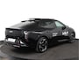 Kia EV4 Fastback GT-PlusLine 81.4 kWh - Stoelverwarming/ventilatie - Glazen Schuif-/kanteldak - Elektrisch verstelbare voorstoelen - Dodehoekcamera - Head-up display  - Fabrieksgarantie tot 09-2032