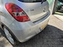 Hyundai i20 1.2i DynamicVersion | 12MND GARANTIE | AIRCO | ELEC RAMEN | LMV | NW KOPPELING |