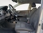 Kia Stonic 1.0T MHEV DynamicPlusLine | Trekhaak | Navigatie | Climate control | Cruise control | Keyless met startknop | Getinte ramen achter | Apple Carplay / Android Auto |
