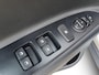 Kia Stonic 1.0T MHEV DynamicPlusLine | Trekhaak | Navigatie | Climate control | Cruise control | Keyless met startknop | Getinte ramen achter | Apple Carplay / Android Auto |